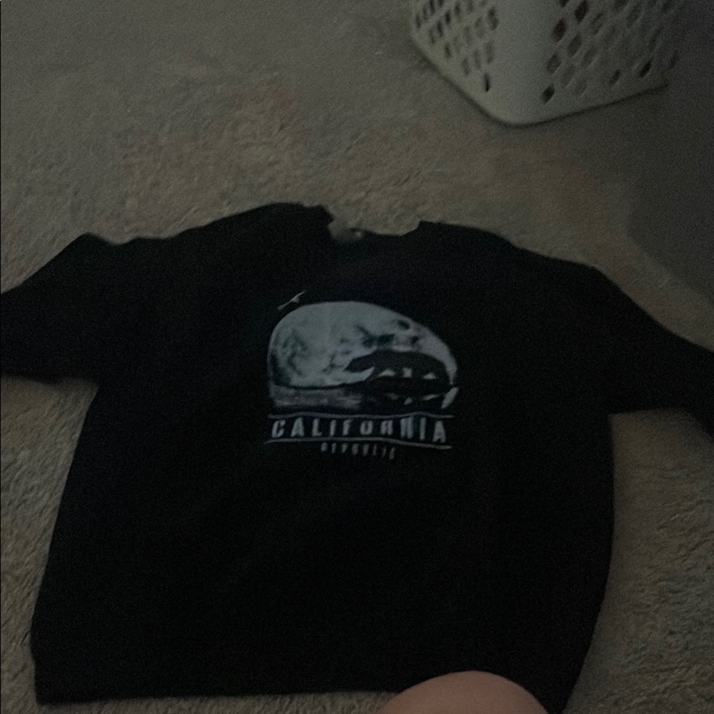 Black California Graphic Sweatshirt